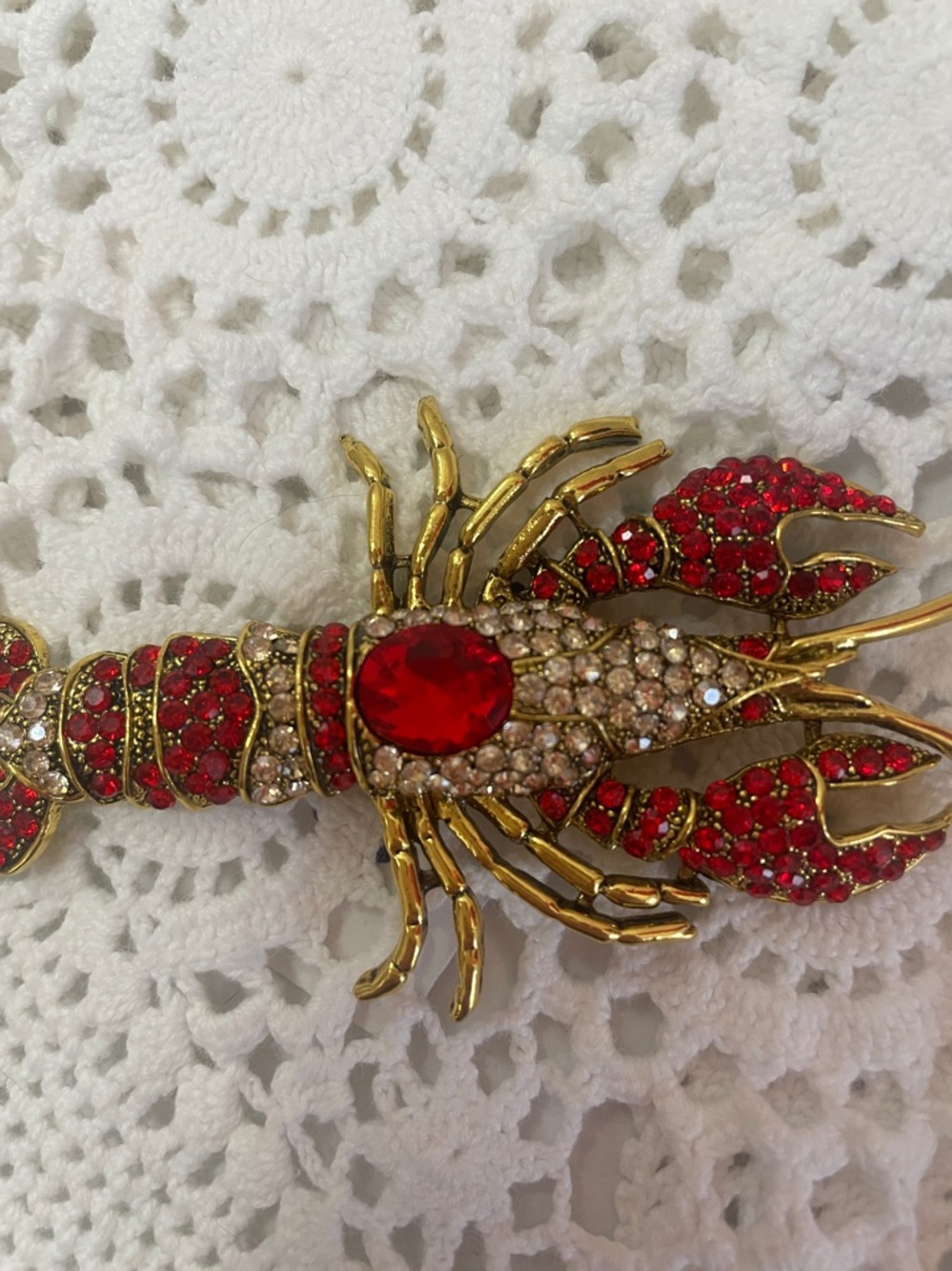Gold-tone Red Crystal Lobster Brooch. Secure Clasp. Straight pin. 4” - Picture 6 of 7